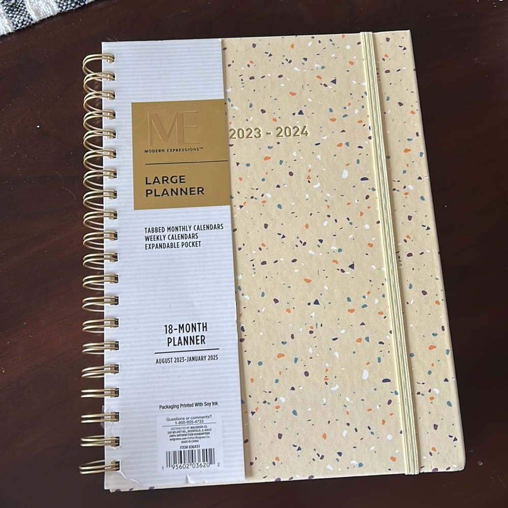 Modern Expressions 18-mo planner